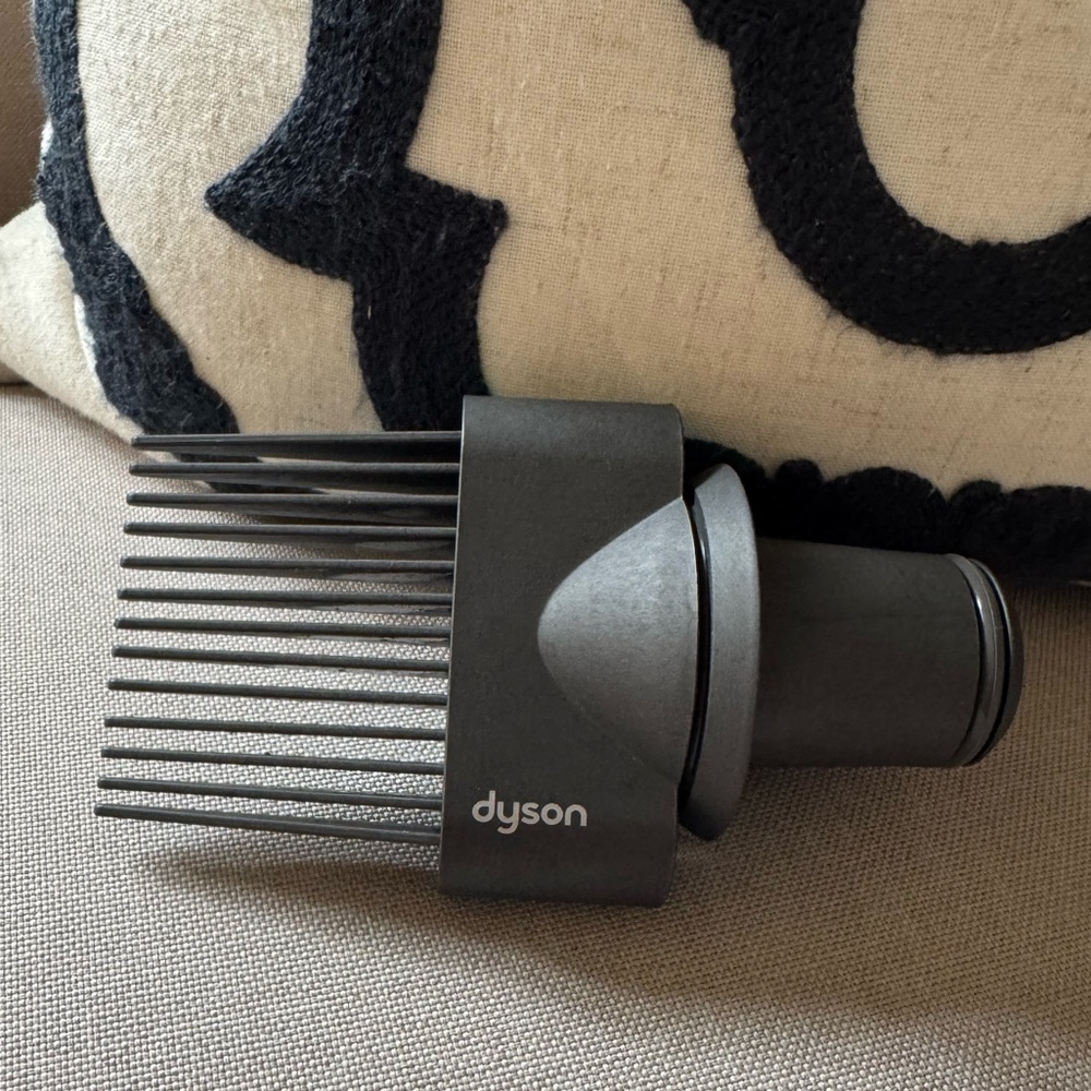 Dyson Supersonic Wide-Tooth Comb Hair Dryer Attachment